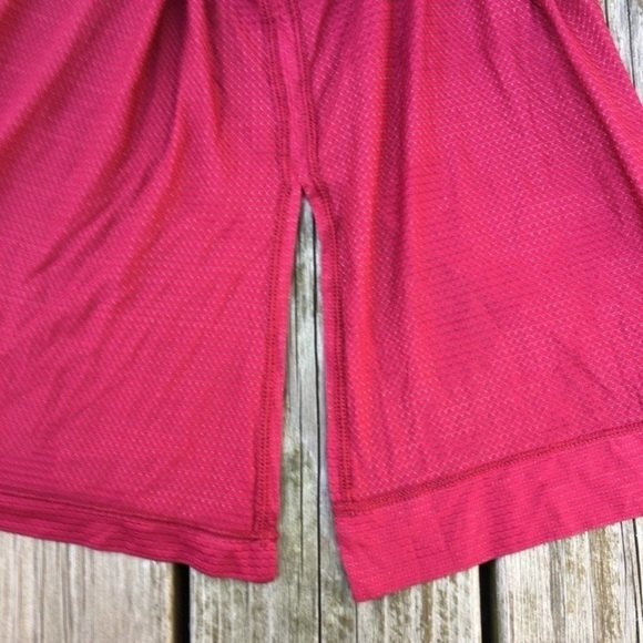 Lululemon Stash It Tank In Bumble Berry 6 - Picture 12 of 14